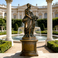 Statue en bronze grandeur nature du dieu du vin, ornée de robes fluides et de pétales de rose, pour la décoration intérieure et extérieure du jardin