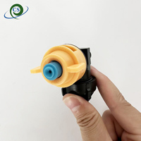 Buse durable pour les exploitations laitières 180 ° /360 °   Système de nettoyage des buses de refroidissement 1/4" PP anti-goutte à connexion rapide pour pulvérisation en élevage