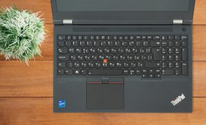 Station de travail mobile ThinkPad P15 Gen 2 (15 pouces) avec flexibilité de configuration maximale - Product Image 2