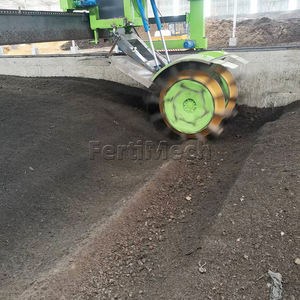 500m3/H Fertilizante de vaca Estiércol de pato y ganso Máquina de compostaje de dos ruedas - Product Image 2