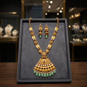 Vamika's Luxury Gold Vintage Style Bridal Fine Jewelry Set with Crystal Rhinestone Necklace Earring Trendy <b>Wedding</b> <b>Accessories</b> - Product Image 4