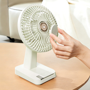 Ventilateur de bureau portable rechargeable 3600 mAh, oscillant, 4 vitesses, avec veilleuse et aromathérapie, pour camping et usage domestique - Product Image 2