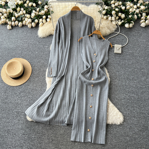 Dames 2-delige set: lange gebreide cardigan met mouwloze jurk met metalen knopen - Product Image 6