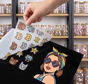 Película de Transferencia Termoadhesiva Personalizada, Duradera, Impermeable, con Impresión UV Holográfica de Galaxia para Tazas Metálicas y Envolturas de Latas de Vidrio de 16 oz - Product Image 2