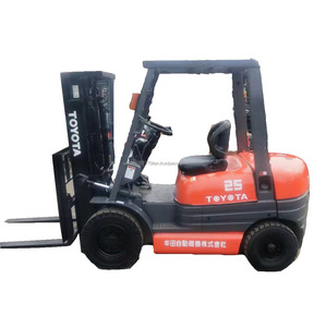 TOYOTA 2,5 Ton Carretilla elevadora diesel Toyota Original 25 4,5 m Transpaleta con precio bajo y buen rendimiento - Product Image 1