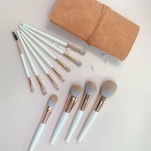 Ensemble de 11 pinceaux de maquillage blancs de voyage, mini kit professionnel pour fond de teint, fard à paupières, visage, avec pochette portable - Product Image 4