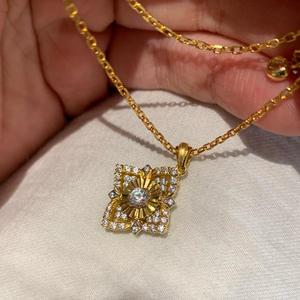 925 Plata de Ley Esmeralda natural piedra preciosa chapada en oro collar hecho a mano regalo para mujer colgantes en plata 925 Plata italiana - Product Image 1