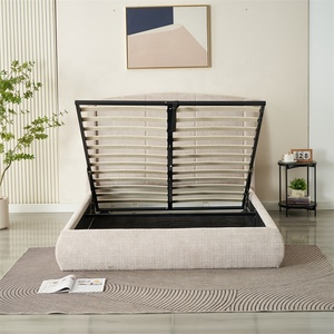 <span class=keywords><strong>Letto</strong></span> matrimoniale in stile italiano, moderno, con struttura imbottita in tessuto, testiera alta e morbidi doghe in legno - Product Image 2