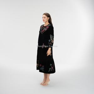 Robe d'été personnalisée pour femmes, design tendance 2025, broderie florale, robe bohème - Product Image 2