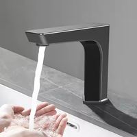 Robinet en céramique et laiton moderne à trou unique, robinet intelligent à capteur automatique, design à poignée unique, sans contact, montage sur plan de travail, sèche-mains domestique