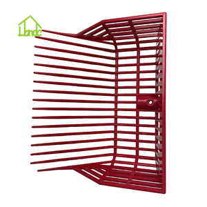 Hochwertiger lila Kunststoff-Pitch-Gabel kopf für die stabile Reinigung von Pferden - Product Image 3
