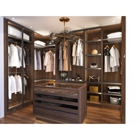 Armoire double extensible moderne et écologique Prima avec portes coulissantes pliables en bois pour chambre de villa
