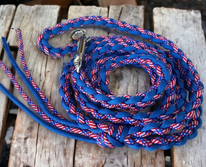 Set Guinzaglio e Collare per <span class=keywords><strong>Cani</strong></span> Artigianale in Paracord 550, Largo Intrecciato con Motivo Patriottico USA, Resistente per <span class=keywords><strong>Cani</strong></span> di Taglia Grande - Product Image 4
