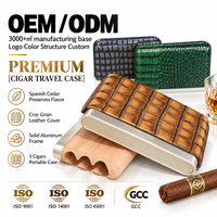 Vente en gros d'étuis à cigares de voyage pour 3 cigares, en cuir grain crocodile, doublure en cèdre espagnol, logo personnalisé disponible