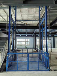 Plataforma Elevadora de Carga con Riel de Guía Vertical Hidráulico Industrial - Product Image 1