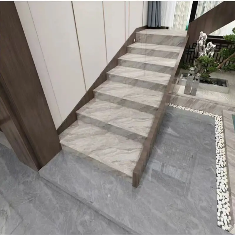Azulejos de escalera de mármol antideslizantes con diseño de patrón de estilo moderno 470*1200 un juego de azulejos de porcelana de cuerpo completo para escaleras