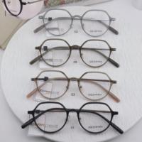 Nueva Montura de Gafas de Moda con Forma Cuadrada y Redonda, Estiliza el Rostro, Versátil, Estilo Influencer, Serie de Colores de Baja Saturación 56833
