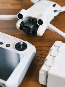 โดรน <span class=keywords><strong>DJI</strong></span> <span class=keywords><strong>Mini</strong></span> 3 Pro ใหม่ กล้องโดรน 4K/60fps วิดีโอ 249 กรัม ระบบกันสั่น 3 แกน ระยะควบคุม 6 กม. ใช้งานง่าย เหมาะสำหรับมือใหม่ - Product Image 3