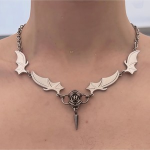 Collar de Acero con Alas de Murciélago Gótico, Joyería de Moda Unisex, Origen Yiwu - Product Image 3