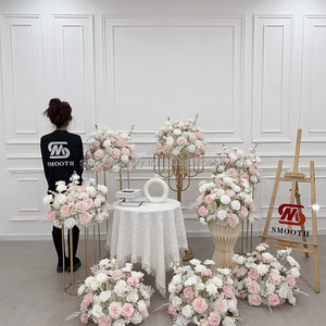 Bola de Flores de Rosa de Seda Artificial Blanca y Rosa Personalizada LEDA, Centros de Mesa Hechos a Mano para Decoración de Bodas y San Valentín - Product Image 3