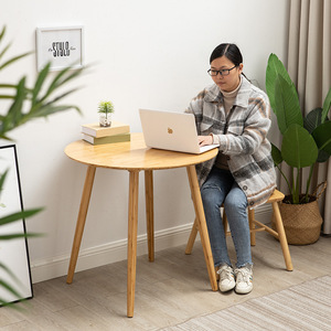 Mesa Redonda de Madera Estilo Nórdico, Color Natural, 80cm de Diámetro, Mesa de Centro para Sala de Estar, Dormitorio u Oficina - Product Image 2