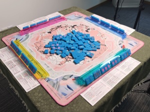 Juego de Mahjong Americano de una Sola Capa, Azul Celeste, Medusa, Joker, Libélula, 1-Bam, Plumas, Amantes de la Botánica, Reunión en el Jardín - Product Image 4