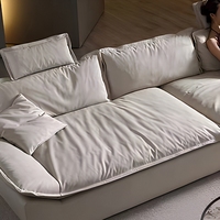 Ensemble de canapés super grand, assise super profonde, dossier large et haut, salon, style italien minimaliste, crème, luxe léger, canapé-lit en cuir PU