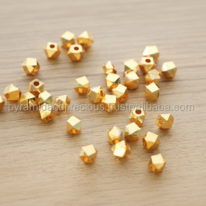 Plaqué or perles de Pépites À Facettes - Product Image 1