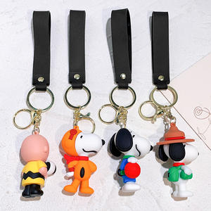 Vente en gros de porte-clés en PVC 3D, 18 styles, modèle dessin animé Charlie, série Snoopy, jouets poupées mystères - Product Image 6