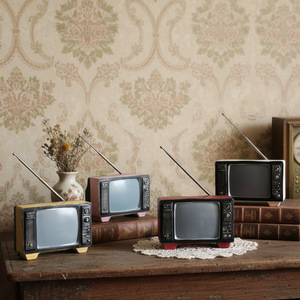 Ornements radio-télévision rétro nostalgiques de style européen en résine, motif paysager, couleur changeante, Art Déco, décoration intérieure pour salon - Product Image 1