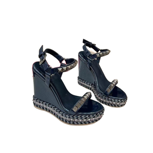 Sandalias de cuña para mujer, novedad de 2026, chanclas de playa cómodas para verano, pantuflas al por mayor, sandalias casuales para exteriores - Product Image 1