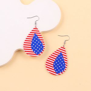 Pendientes con diseño de estrellas a rayas rojas, blancas y azules para el Día de la Independencia estadounidense, pendientes de acrílico para mujer. - Product Image 4