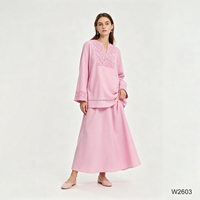 Ensemble jupe deux pièces en lin brodé de dentelle, col en V élégant, manches évasées, tenue islamique modeste Abaya