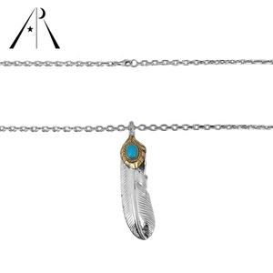 Collier unisexe à pendentif plume de turquoise en argent sterling: Collier unisexe de luxe rebelle-chic et polyvalent - Product Image 3