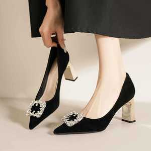 Zapatos de Tacón Alto de Ante Negro con Punta Puntiaguda, Tacón Cuadrado, Hebilla de Cristal, Zapatos Formales de Tacón Alto de 5 cm y 8 cm para Mujer, Zapatos de Vestir para Boda y Fiesta - Product Image 1