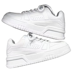 2026 Top original Lves Designer Luxury Sneakers High Quality Men Women Casual Walking Running Sports Skateboard Lace Box - Product Image 2