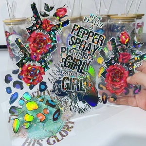 Bicchieri <span class=keywords><strong>e</strong></span> bicchieri di plastica venduti in fabbrica con stampa UV adesivo stampa schermo <span class=keywords><strong>e</strong></span> tecniche di trasferimento di calore a basso costo prezzo olografico - Product Image 3