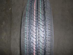 Neumáticos PCR 175/70R14 Más Recientes: Económicos, Precio de Mayoreo 265/30R19 275/30R19 225/35R19 235/35R19 245/35R19 - Product Image 6