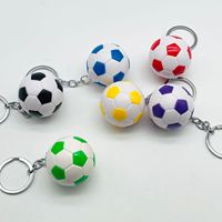 Breloques créatives en silicone en forme de ballon de football, pendentifs mignons pour porte-clés, sacs à dos et fabrication de bijoux