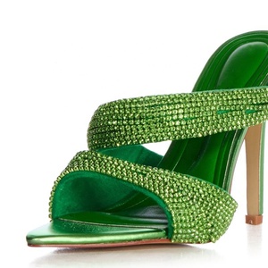 Sandalias de Tacón Alto con Punta en Pico y Diamantes Verdes para Mujer, Zapatos de Vestir, Tacones Finos, Estilo Mules - Product Image 4