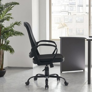 Silla de Oficina Ergonómica Moderna Giratoria, Grande y Alta, de Malla Ejecutiva con Reposabrazos Reclinables y Base de Hierro para Oficina en Casa - Product Image 4