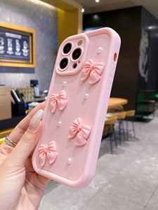 Nouvelle <span class=keywords><strong>coque</strong></span> <span class=keywords><strong>de</strong></span> <span class=keywords><strong>téléphone</strong></span> 3D rose avec nœud et perles pour <span class=keywords><strong>iPhone</strong></span> 16 17 Pro Max 14 13 12 11, couleur bonbon, pailletée, givrée, avec dos en échelle - Product Image 2