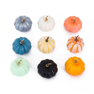 Nouvelles citrouilles artificielles en mousse multicolores pour Halloween, Thanksgiving, Noël, la remise des diplômes, Pâques, décoration de la maison et du jardin - Product Image 5