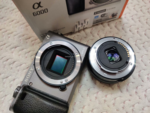 Cámara sin Espejo <span class=keywords><strong>Alpha</strong></span> <span class=keywords><strong>A6000</strong></span> Económica con Sensor CMOS Exmor HD de 24.3MP, Compatible con Tarjetas SD, Video Full HD - Product Image 6