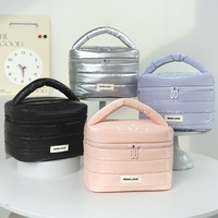 Sac de voyage pour maquillage en forme de coquille pour femmes RTS, résistant à l'eau, grande capacité, organiseur de cosmétiques, accessoire de voyage essentiel, étui de rangement pour articles de toilette