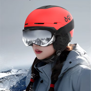 Casque de ski adulte double sport personnalisable avec CE EN1077 et lunettes Offres Spéciales équipement de ski et de <span class=keywords><strong>snowboard</strong></span> d'hiver OEM - Product Image 1