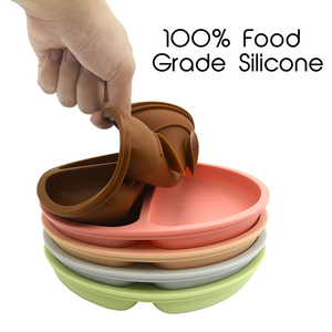 Personnalisé sans BPA bébé alimentation enfant en bas âge dîner collant compartiment aspiration enfants Silicone plaque divisée avec couvercle pour enfants - Product Image 4