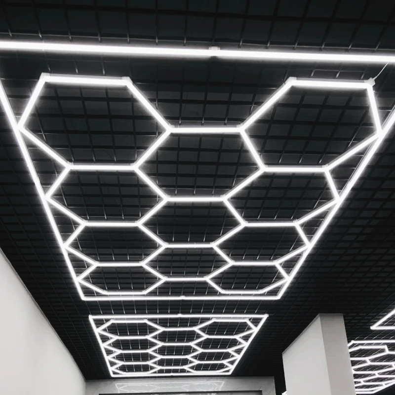 High Quality Energy Saving Honeycomb Led Grid Hexagonal Led Garage Light Are Used for the Ceiling of the Garage Washing Workshop