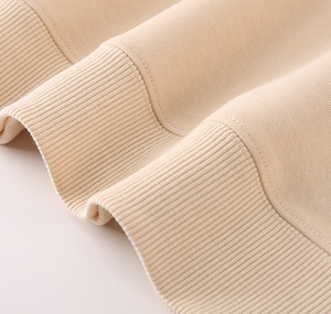 <strong>Wholesale</strong> 320Gsm Cotton Pullover <strong>Sweatshirts</strong> Custom Printed Oversized Crew Neck for Men Solid Pattern Plain Dyed for Autumn - Product Image 5