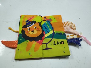 Nouveau Lakarose petit bébé premiers thèmes <span class=keywords><strong>de</strong></span> jeu doux conception unique queues livre en tissu enfants livre d'apprentissage - Product Image 6